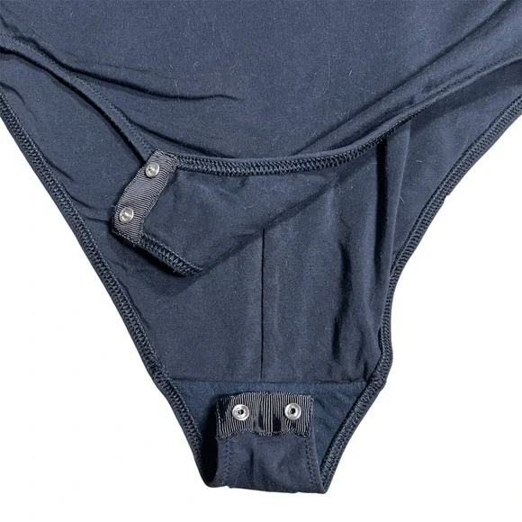 Everlane Black Short-Sleeve Crew Neck Bikini Bodysuit, Size Medium - Picture 5 of 6